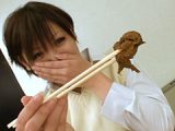 短髪女子校生の排便